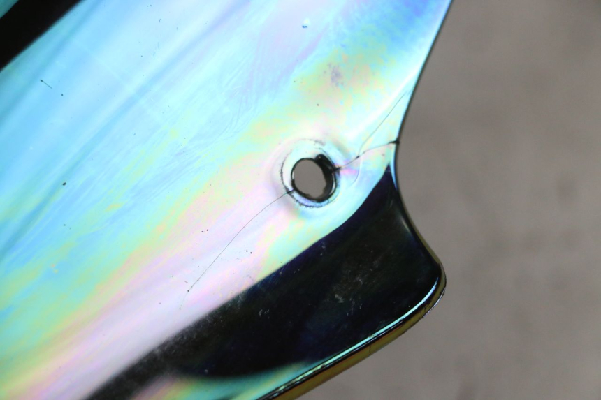 photo de SAUTE VENT YAMAHA FZ1 FAZER 1000 (2007 - 2009) - Points de fixation