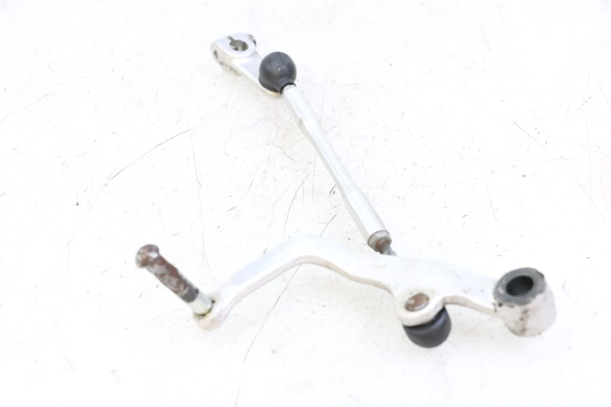 photo de SELECTEUR VITESSE YAMAHA FJR ABS 1300 (2006 - 2012) - Gros plan technique