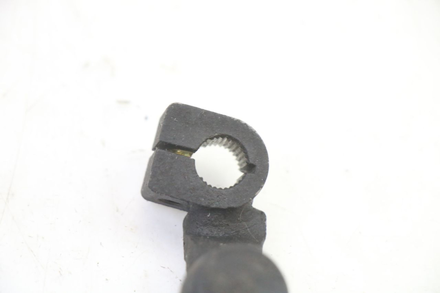 photo de SELECTEUR VITESSE HONDA ST PAN EUROPEAN 1300 (2002 - 2013) - Points de fixation