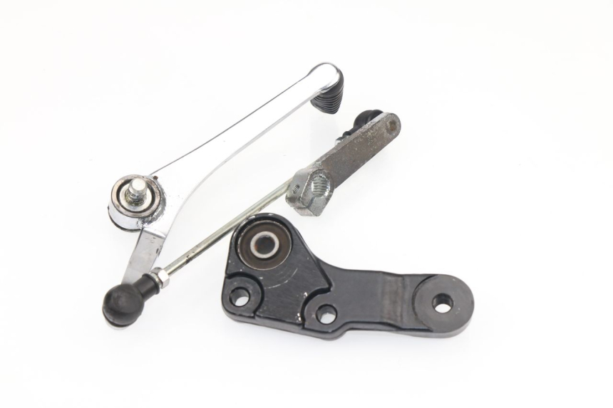 photo de SELECTEUR VITESSE SUZUKI GSF N BANDIT 1250 (2007 - 2010) - Gros plan technique