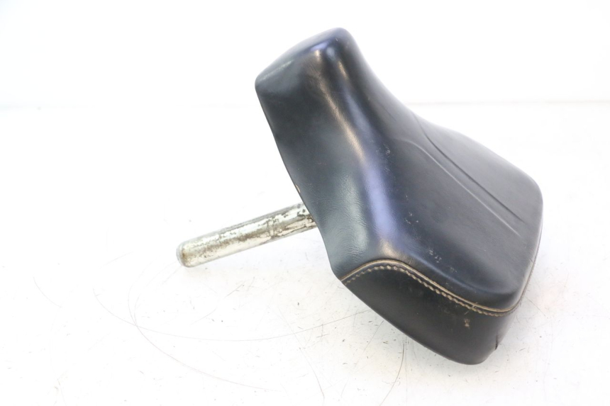 photo de SELLE PEUGEOT 103 SPX CLIP 50 (1989 - 1992) - Marquages et références