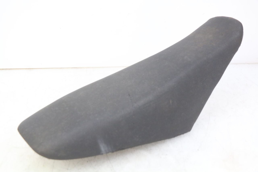 photo de SELLE ORION AGB37 CRF1 DIRT BIKE 125 (2013 - 2021) - Gros plan technique