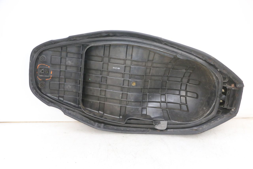 photo de SELLE KYMCO AGILITY 16+ 4T 50 (2018 - 2023) - Focus structure