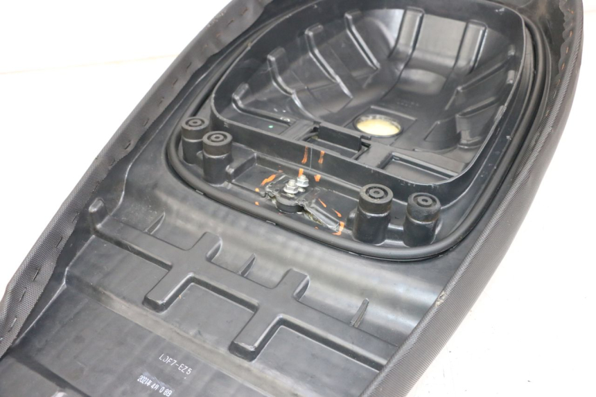 photo de SELLE KYMCO AGILITY 4T 50 (2018 - 2022) - Zoom composants