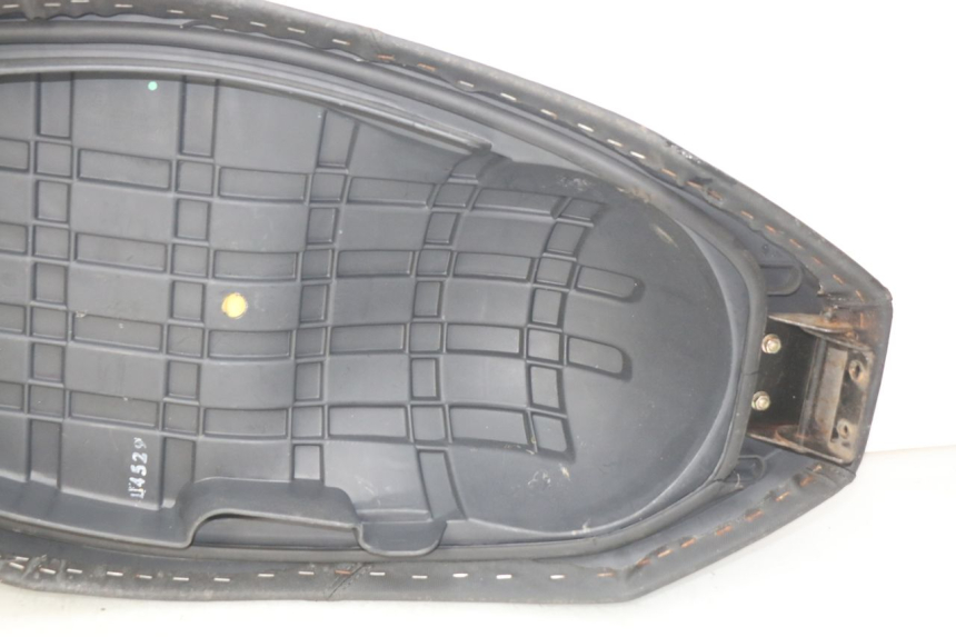 photo de SELLE KYMCO AGILITY CITY 2T 50 (2008 - 2016) - Détails caractéristiques