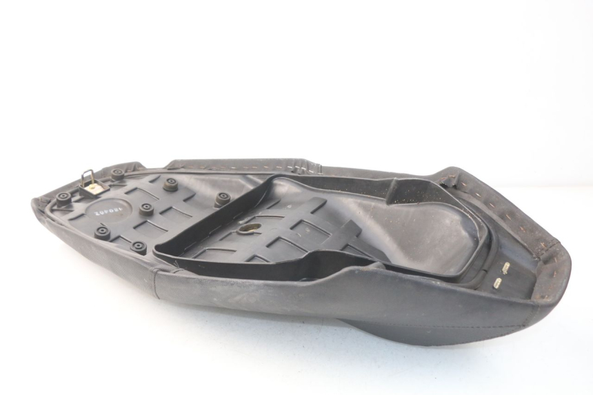 photo de SELLE KYMCO AGILITY CITY 4T 50 (2008 - 2016) - Autre angle de vue