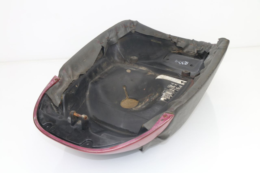 photo de SELLE APRILIA AMICO 50 (1992 - 1995) - Détails caractéristiques