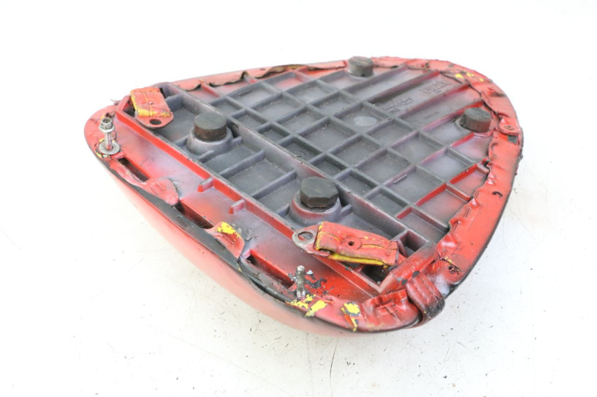 photo de SELLE ARRIERE APRILIA RS 50 (1999 - 2005) - Autre angle de vue