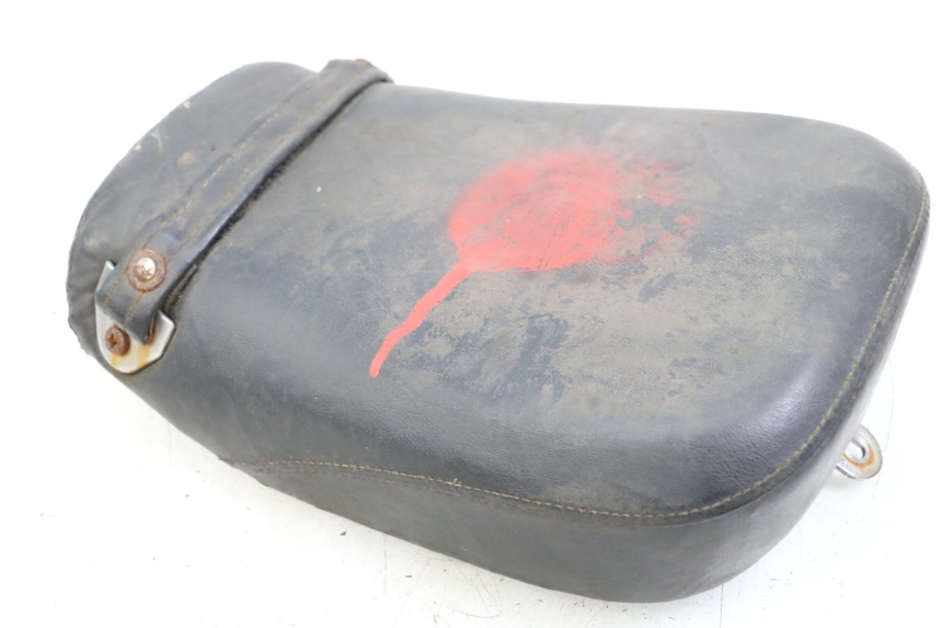 photo de Rear seat HYOSUNG GV AQUILA 125 (2000 - 2009) - État de surface