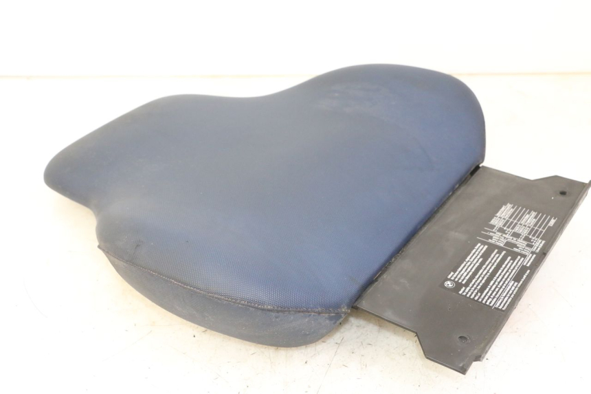 photo de SELLE ARRIERE BMW C1 125 (2000 - 2003) - Vue d’ensemble