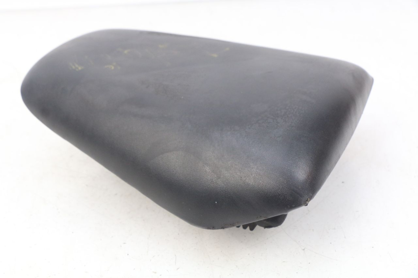 photo de SELLE ARRIERE HONDA CBR R 125 (2003 - 2006) - Vue d’ensemble