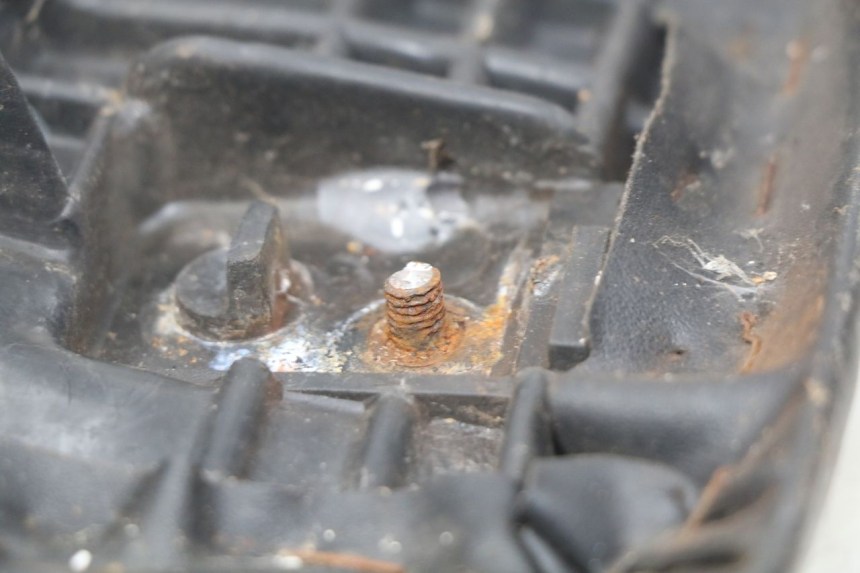 photo de SELLE ARRIERE HONDA CBR RR FIREBLADE 900 (1992 - 1994) - Vue produit