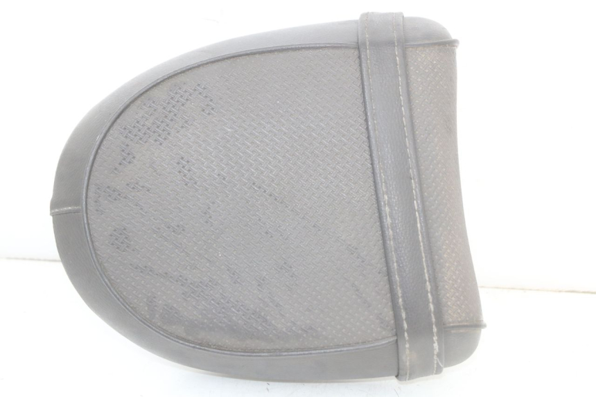 photo de SELLE ARRIERE APRILIA CLASSIC 125 (1995 - 2001) - Détail de la pièce