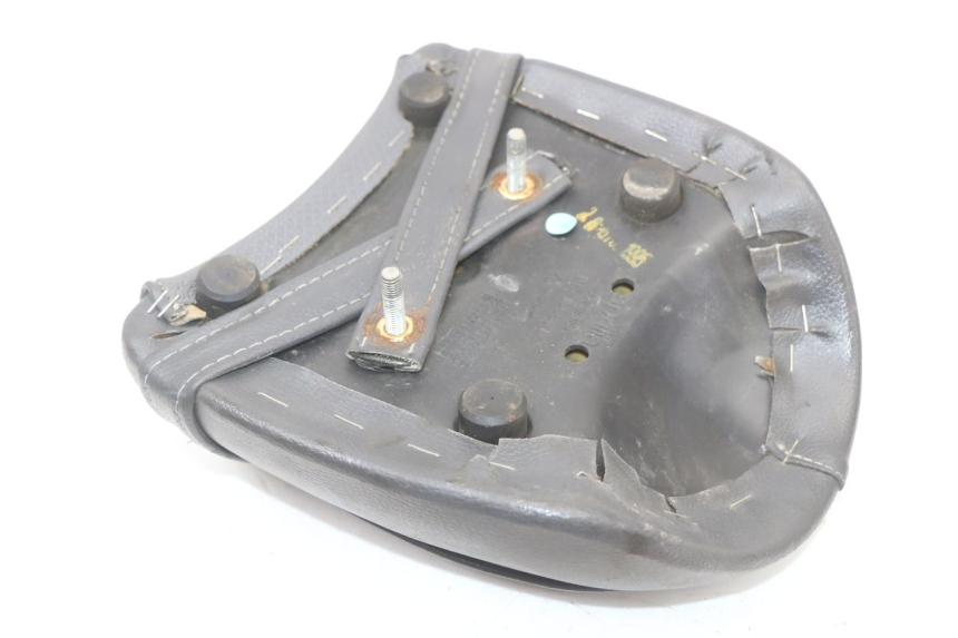 photo de SELLE ARRIERE APRILIA CLASSIC 125 (1995 - 2001) - État de surface