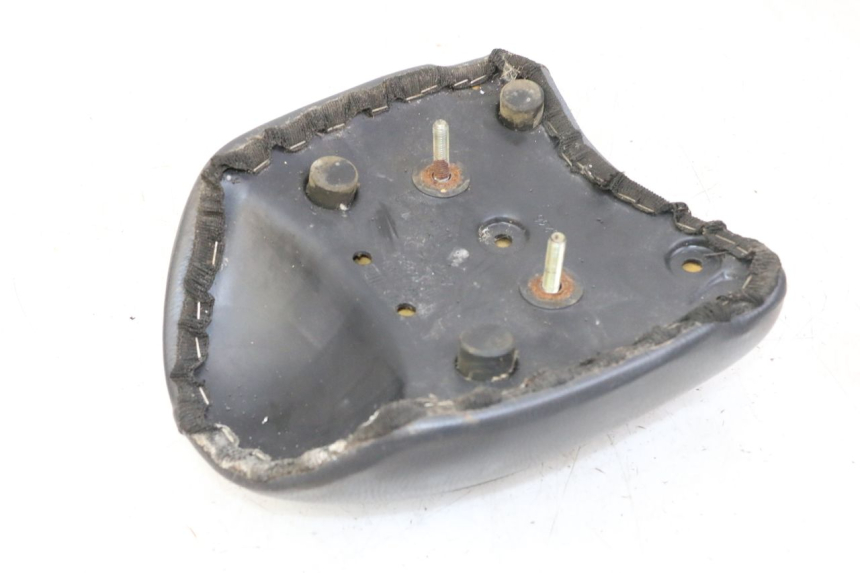 photo de SELLE ARRIERE APRILIA CLASSIC 125 (1995 - 2001) - Zoom état d’usage