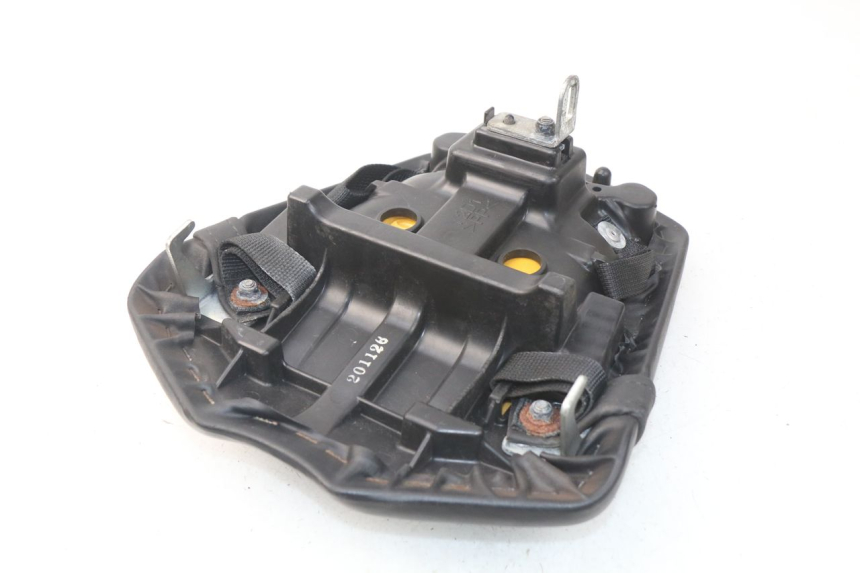 photo de SELLE ARRIERE YAMAHA FZ8 800 (2010 - 2016) - Détail de la pièce