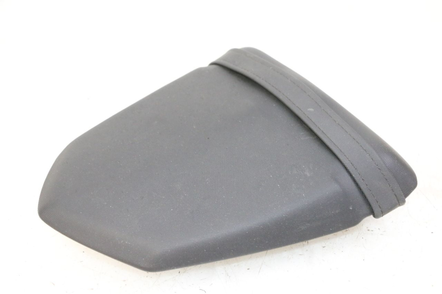 photo de SELLE ARRIERE SUZUKI GSR 750 (2011 - 2017) - Points de fixation