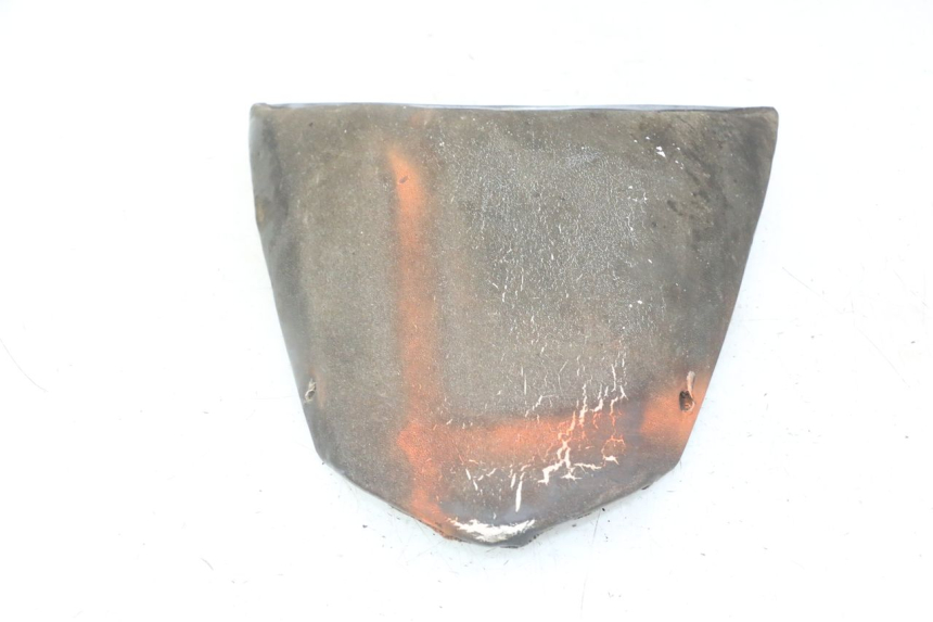 photo de SELLE ARRIERE PEUGEOT JET FORCE CARBU 50 (2003 - 2016) - État de surface