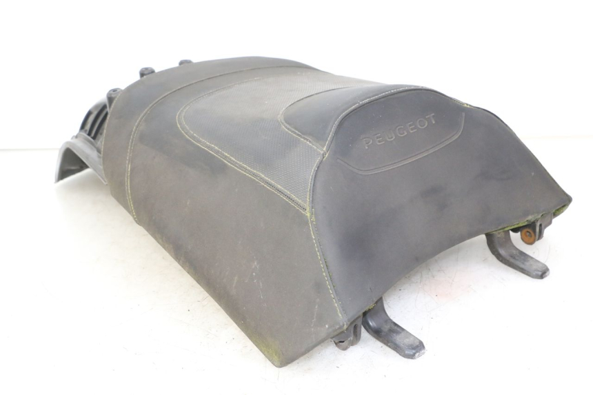 photo de SELLE ARRIERE PEUGEOT SATELIS 125 (2013 - 2018) - Aperçu profil
