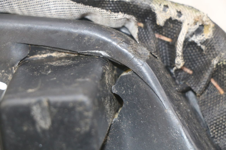 photo de SELLE ARRIERE YAMASAKI RAPTOR 50 (2013 - 2018) - Gros plan technique