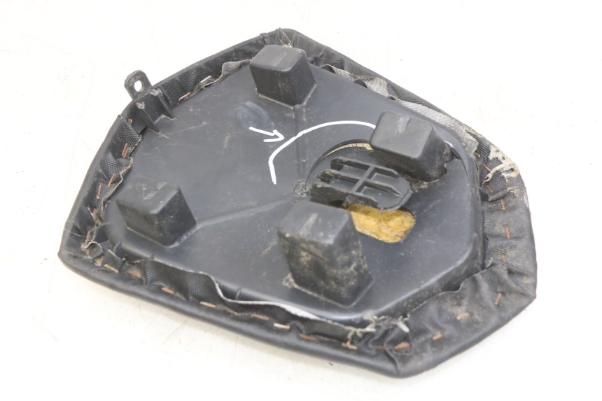 photo de SELLE ARRIERE YAMASAKI RAPTOR 50 (2013 - 2018) - Points de fixation