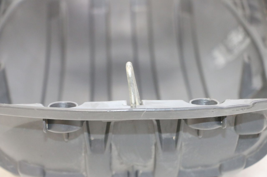 photo de SELLE ARRIERE PEUGEOT SATELIS COMPRESSOR K15 125 (2006 - 2009) - Détail de la pièce