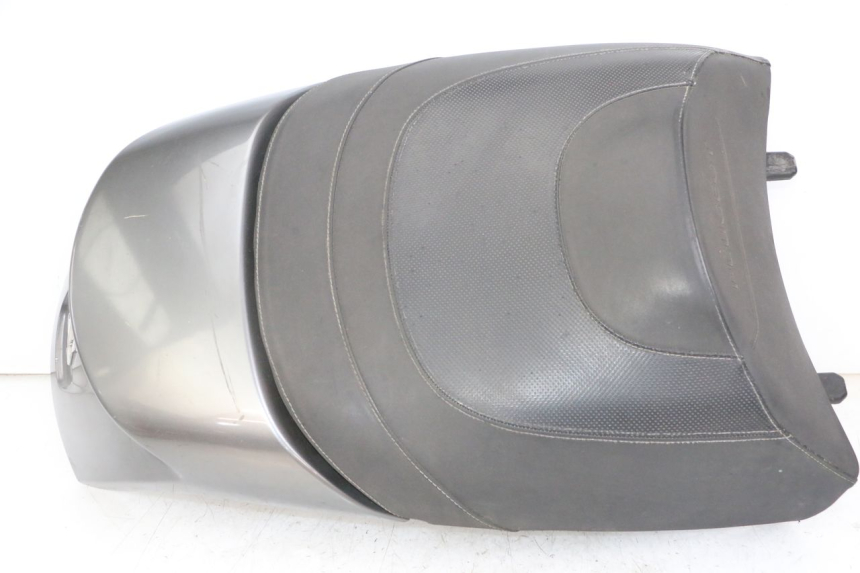 photo de SELLE ARRIERE PEUGEOT SATELIS 125 (2013 - 2018) - Vue principale