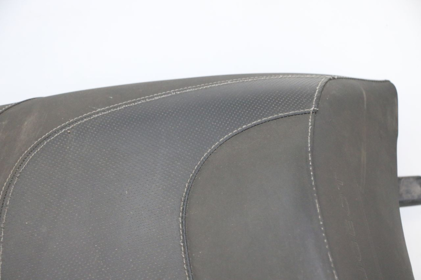 photo de SELLE ARRIERE PEUGEOT SATELIS 125 (2013 - 2018) - Vue principale