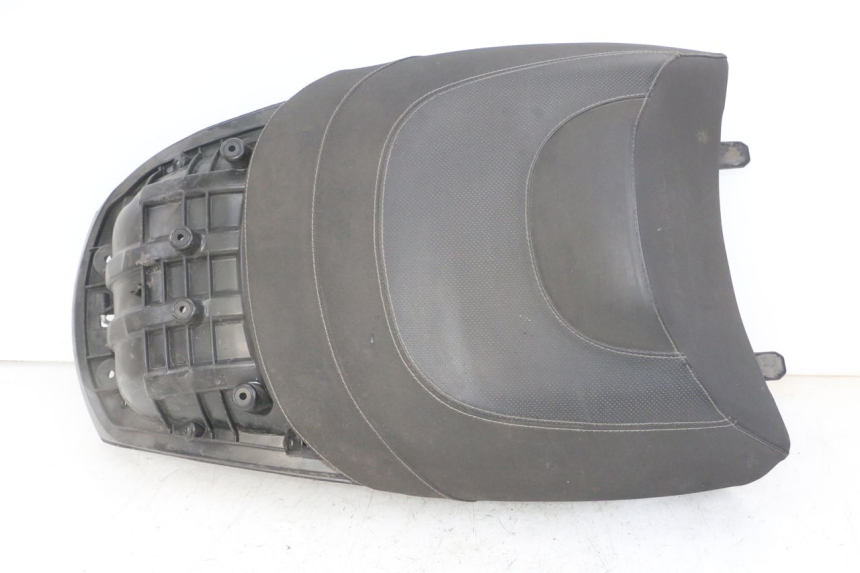 photo de SELLE ARRIERE PEUGEOT SATELIS 125 (2013 - 2018) - Vue principale