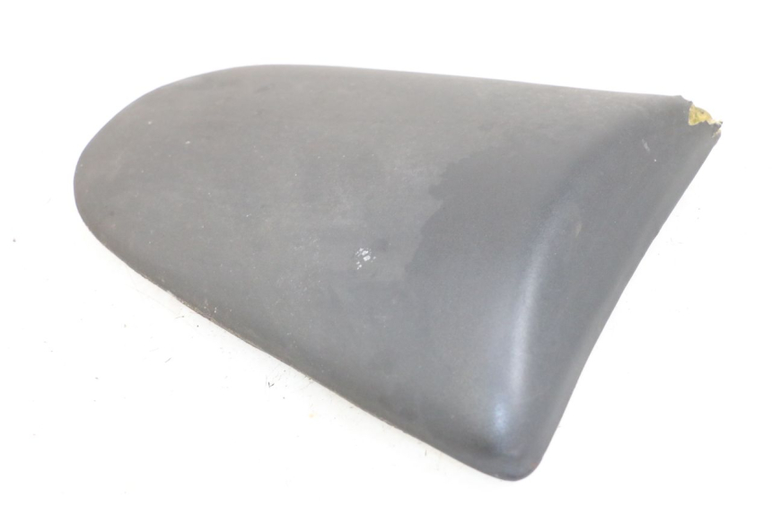 photo de SELLE ARRIERE APRILIA SR CARB LC 2T 50 (2004 - 2012) - Gros plan technique