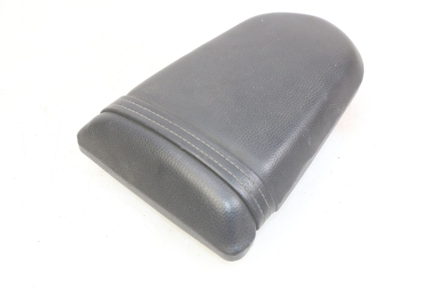 photo de SELLE ARRIERE DAELIM VJ ROADWIN FI 125 (2008 - 2017) - Gros plan technique