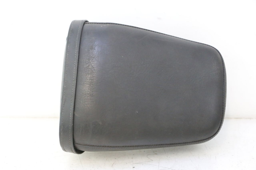photo de SELLE ARRIERE YAMAHA XV VIRAGO 535 (1988 - 2004) - Zoom état d’usage