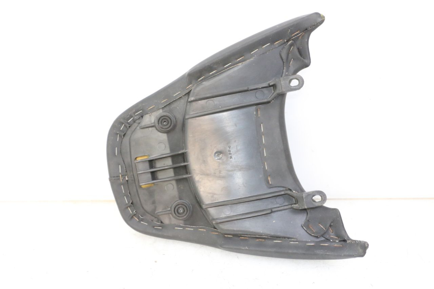 photo de SELLE ARRIERE YAMAHA YP MAJESTY 125 (2007 - 2010) - Autre angle de vue