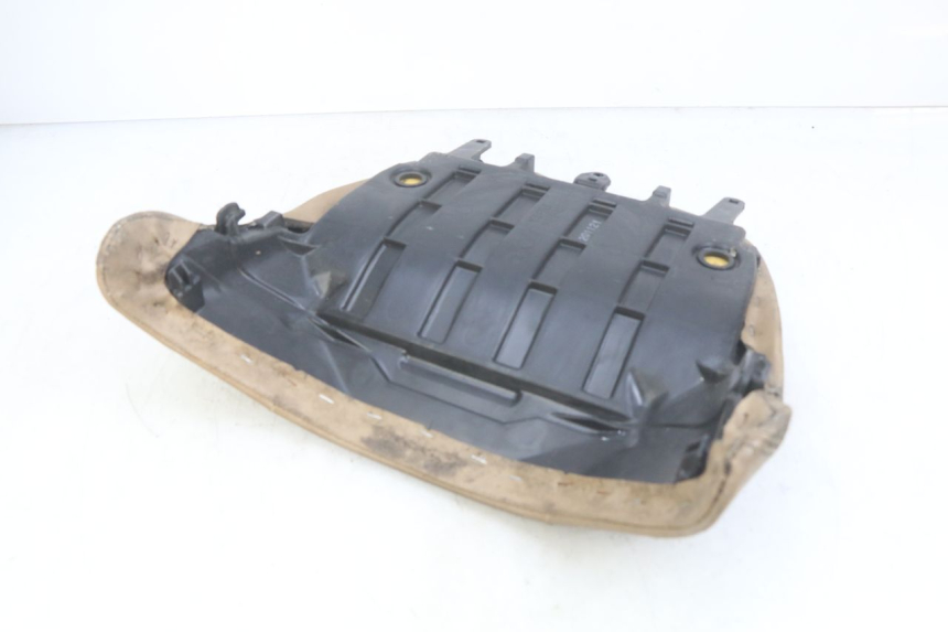 photo de SELLE ARRIERE YAMAHA YP MAJESTY 400 (2004 - 2008) - Vue d’ensemble