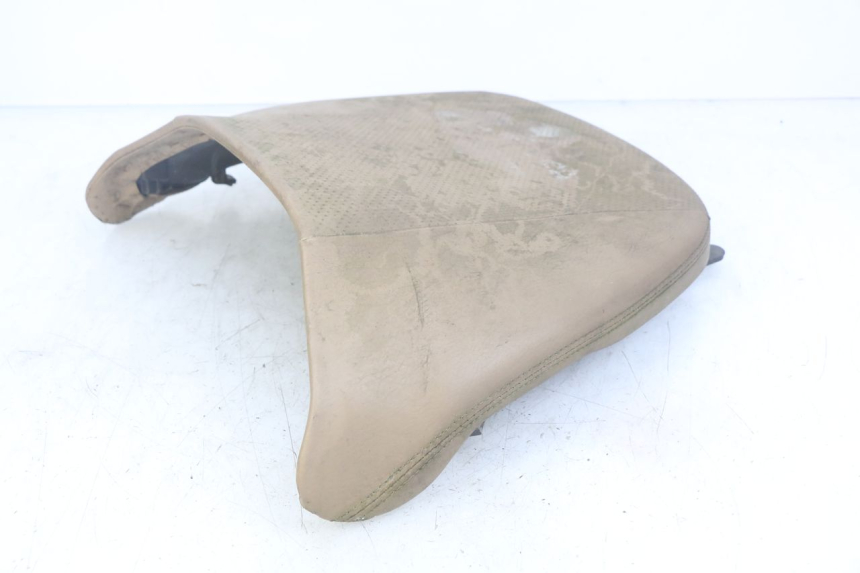 photo de SELLE ARRIERE YAMAHA YP MAJESTY 400 (2004 - 2008) - Points de fixation