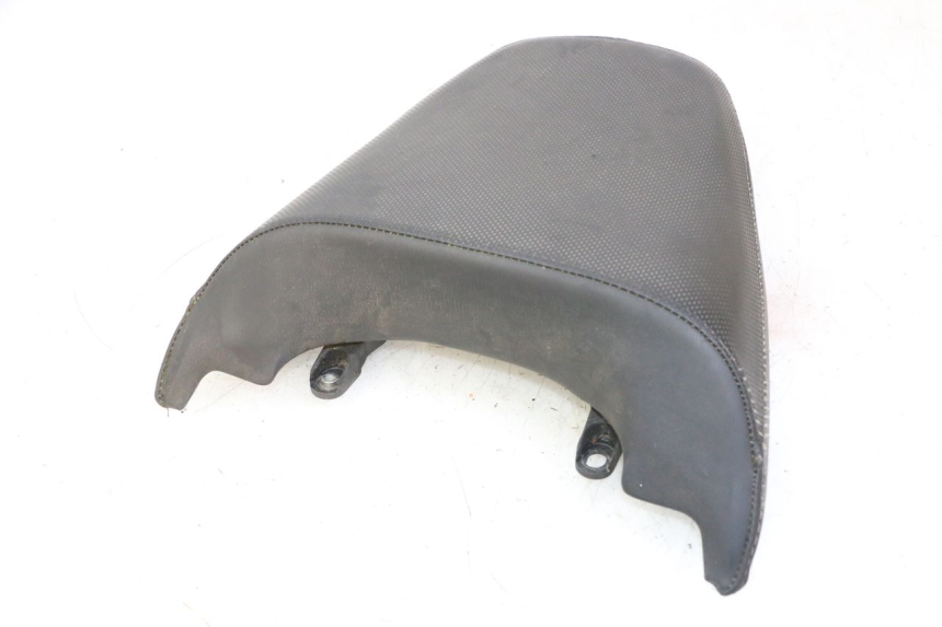 photo de SELLE ARRIERE YAMAHA YP MAJESTY 125 (2007 - 2010) - Points de fixation