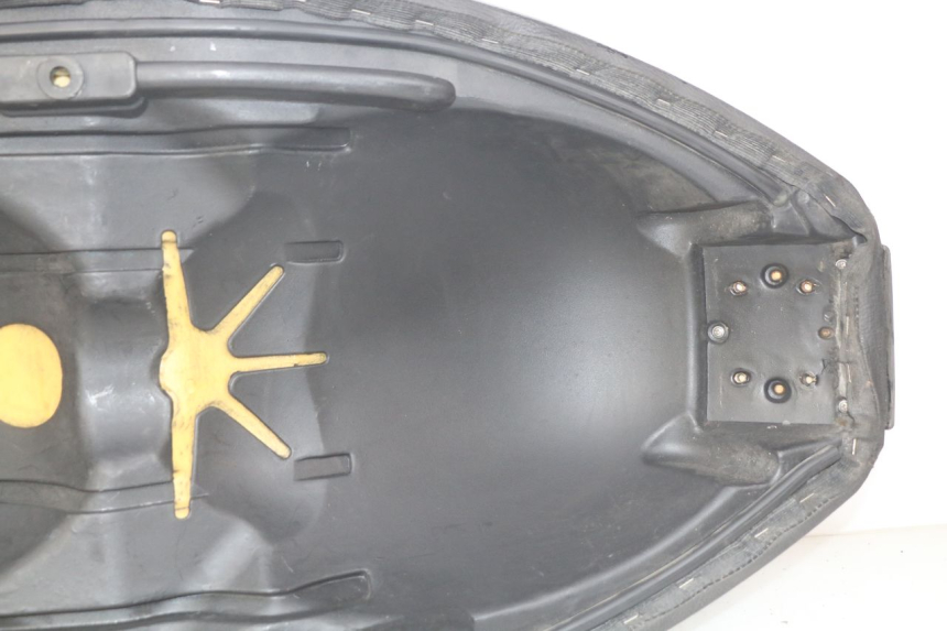 photo de SELLE APRILIA ATLANTIC 125 (2003 - 2009) - Vue rapprochée