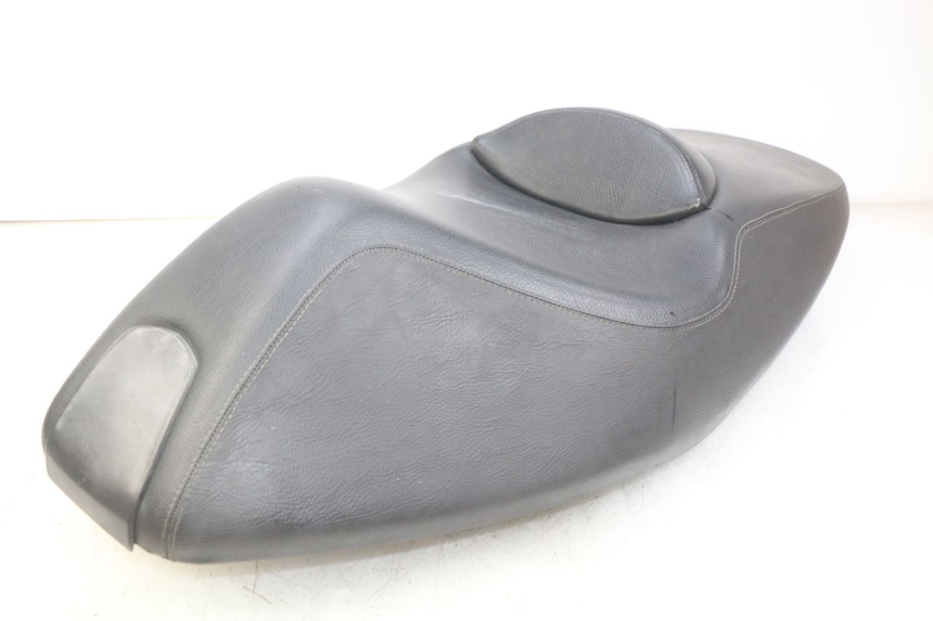 photo de SELLE APRILIA ATLANTIC 125 (2003 - 2009) - Gros plan technique