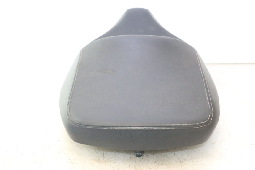 photo de SELLE APRILIA ATLANTIC S 125 (2010 - 2013) - Points de fixation