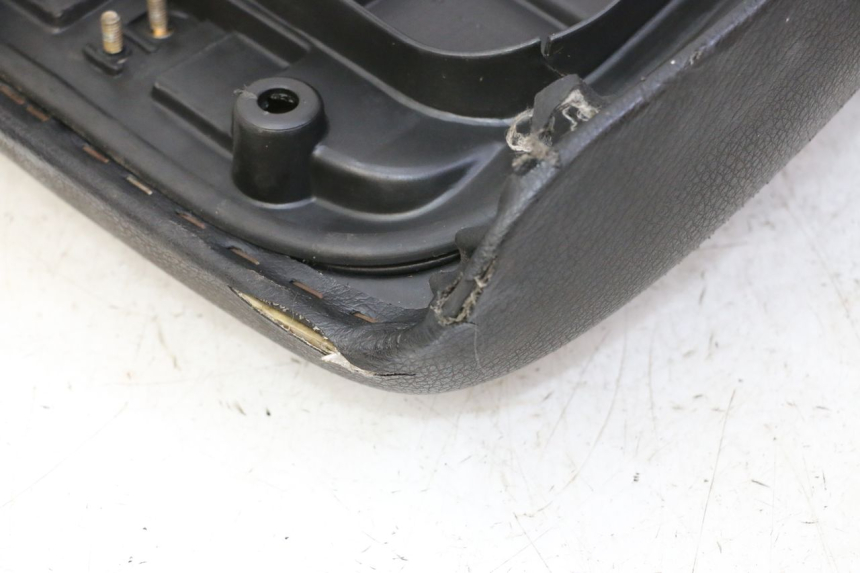 photo de SELLE AVANT KYMCO AGILITY 4T 50 (2005 - 2018) - Autre angle de vue