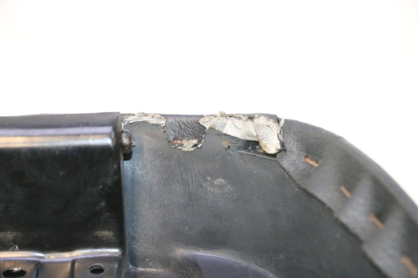 photo de SELLE AVANT KYMCO AGILITY PREMIUM 50 (2007 - 2010) - Détail de la pièce