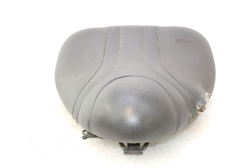 photo de SELLE AVANT BMW C1 125 (2000 - 2003) - Points de fixation