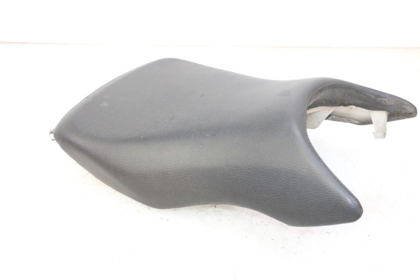 photo de SELLE AVANT HONDA CBF 125 (2009 - 2015) - Vue produit