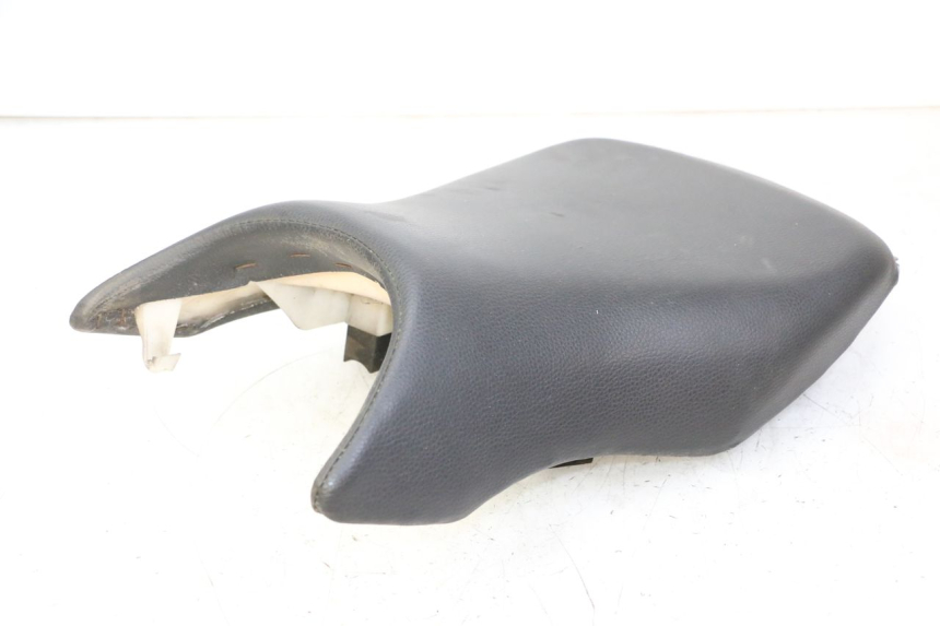 photo de SELLE AVANT HONDA CBF 125 (2009 - 2015) - Zoom composants