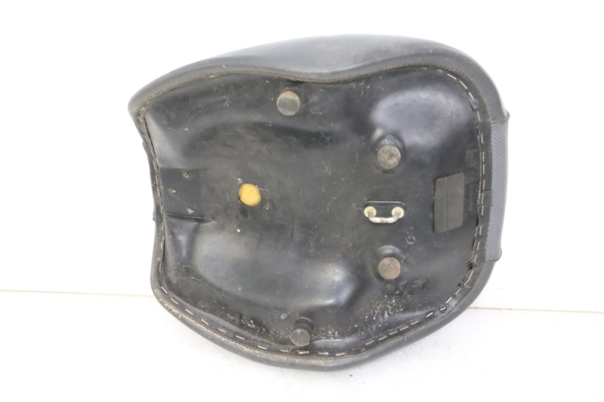 photo de SELLE AVANT APRILIA CLASSIC 125 (1995 - 2001) - Vue d’ensemble