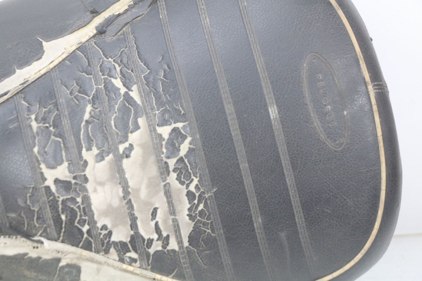 photo de SELLE AVANT PEUGEOT DJANGO 2T 50 (2014 - 2019) - Détails caractéristiques