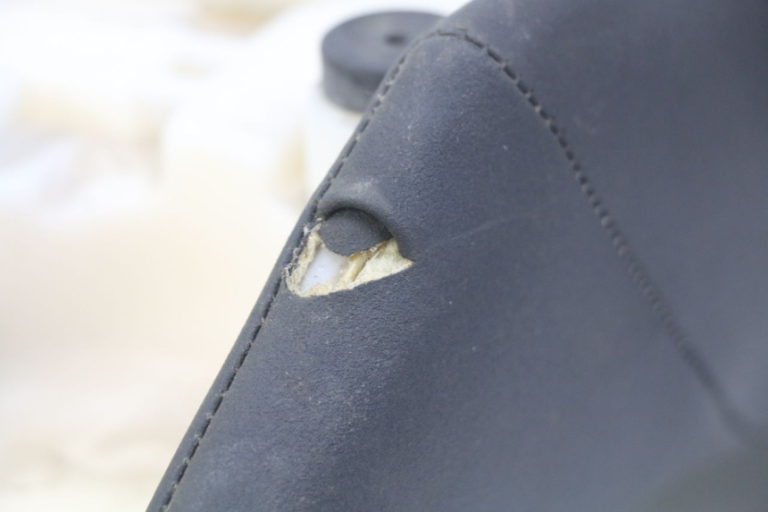 photo de SELLE AVANT YAMAHA FJR ABS 1300 (2006 - 2012) - Gros plan technique