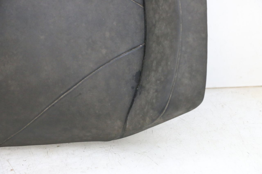 photo de SELLE AVANT YAMAHA FJR ABS 1300 (2006 - 2012) - Détails caractéristiques