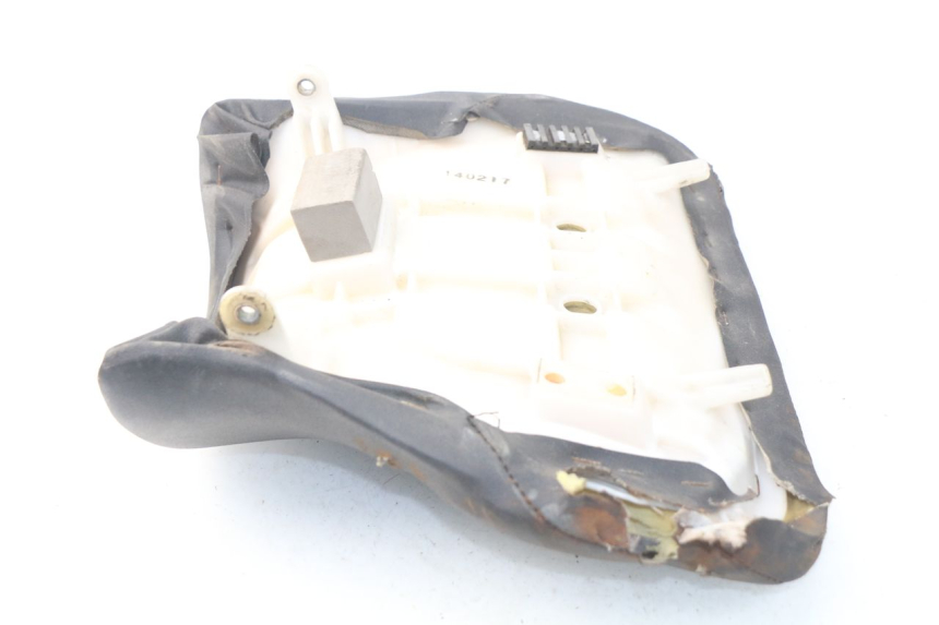 photo de SELLE AVANT SUZUKI GSX-R GSXR 600 (2001 - 2003) - Points de fixation