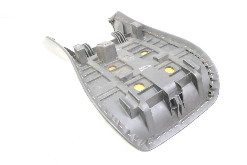 photo de SELLE AVANT HYOSUNG GTR 125 (2006 - 2008) - Zoom état d’usage